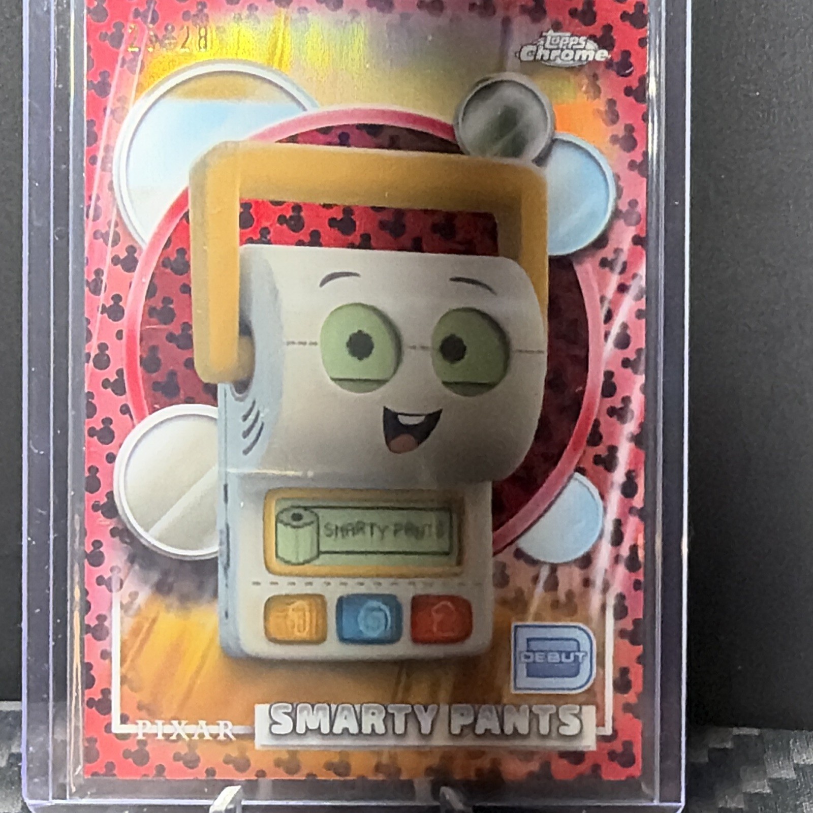 Topps 2023 Topps Chrome Disney 100 Debut Smarty Pants #198 Serial /28