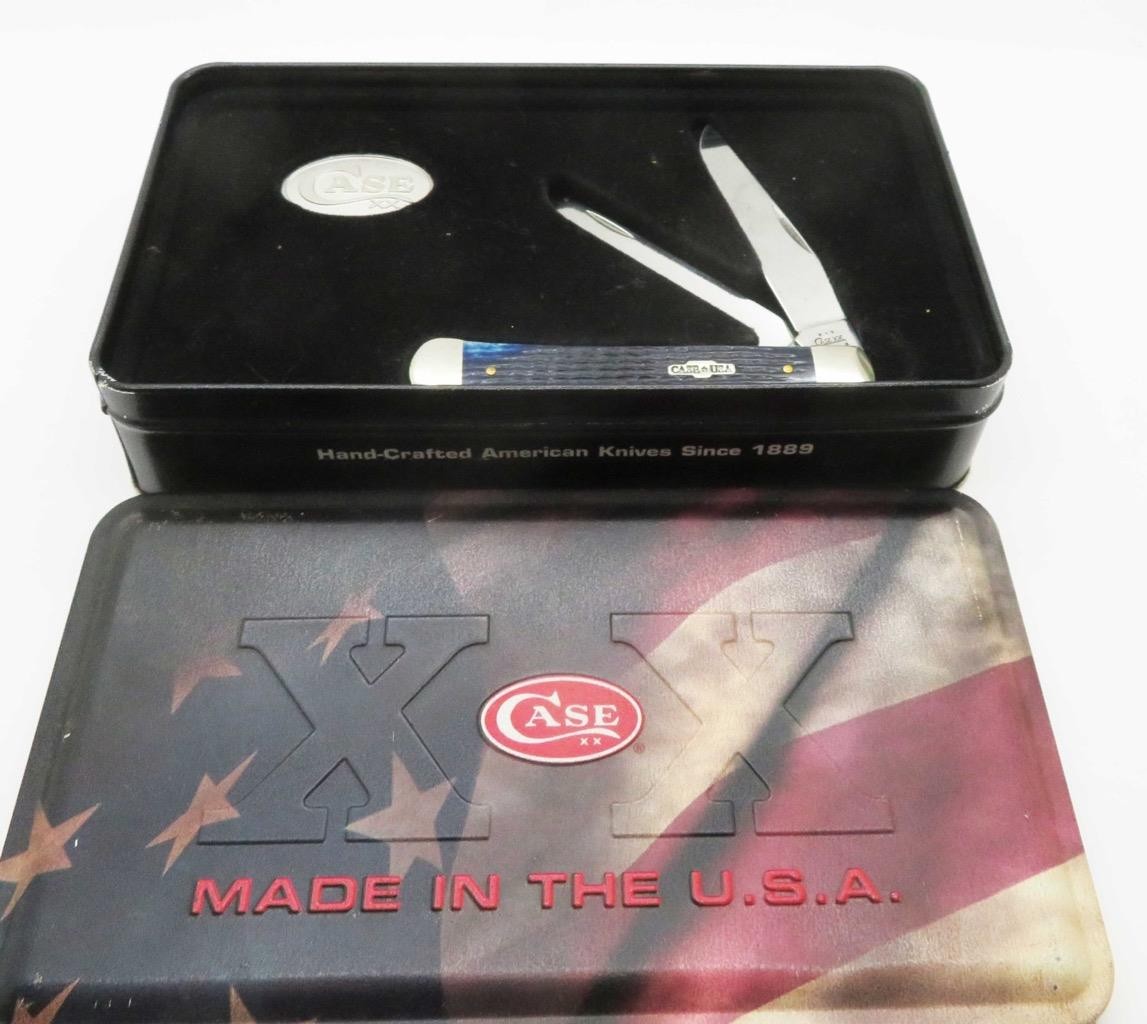 A5) NEW 2004 CASE 6254 2-BLADE TRAPPER KNIFE WITH TIN BLUE BONE