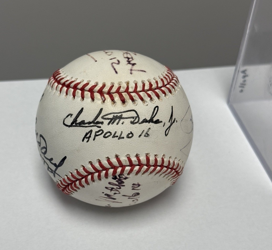 Apollo Moonwalkers Bean Mitchell Duke + Leonov Kubasov Signed Baseball ASTP