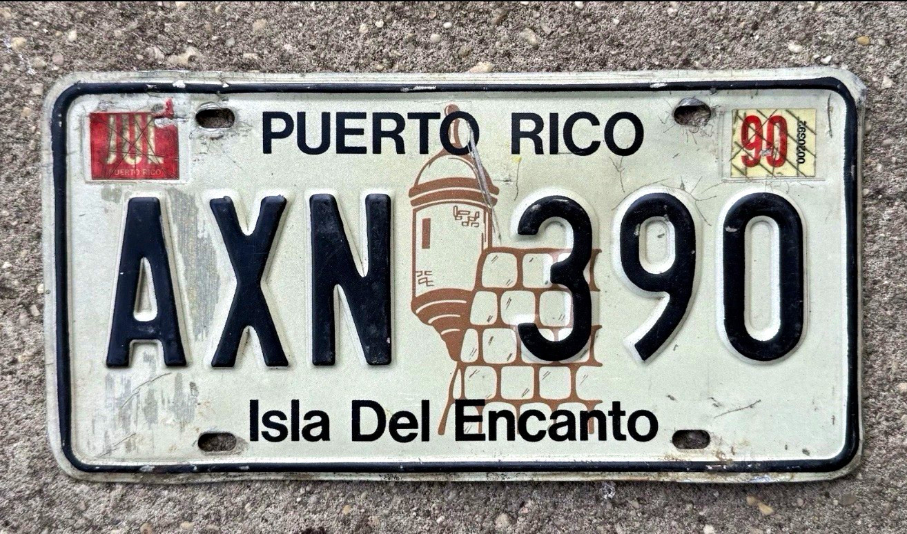 Puerto Rico License Plate AXN 390 Isla Del Encanto Caribbean Morro Castle 1990