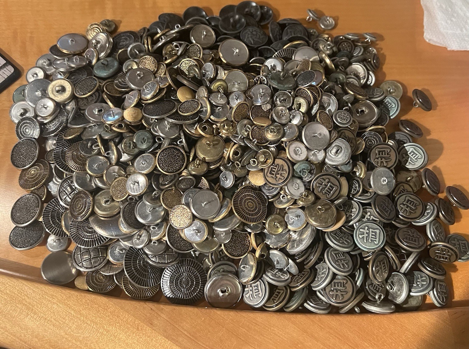 Big Lot Of Light Weight Metal Vtg Buttons Half W Asian Japanese Chinese Markings