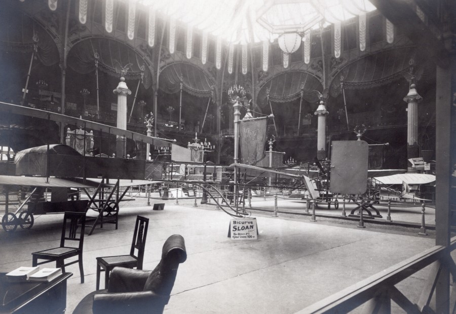 Paris Airshow Grand Palais Sloan Bicurve Display Aviation Old Photo 1911