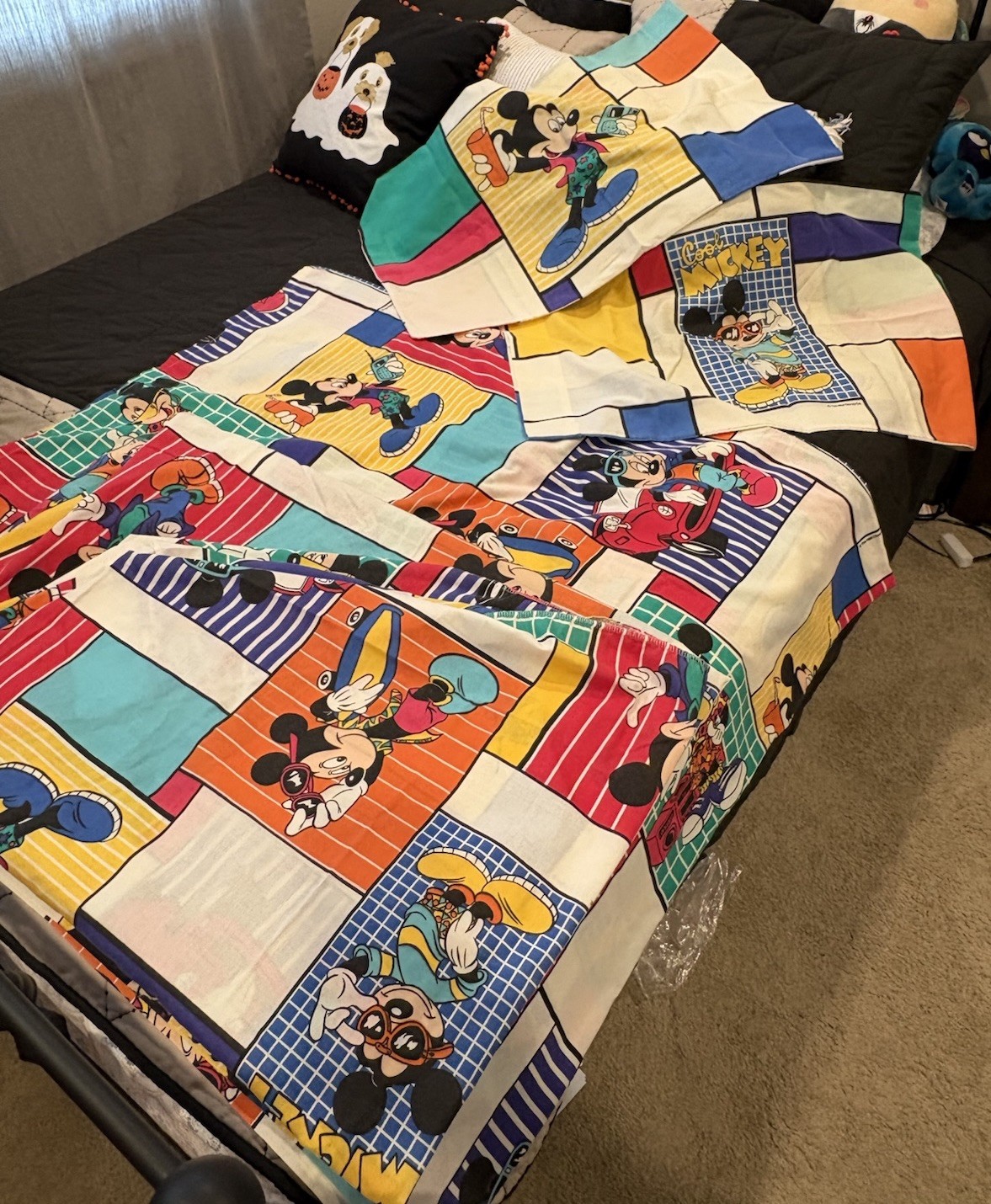 Vtg 80’s/90’s Cool Mickey Mouse Full Size Sheets Set Fitted/Flat/Pillow Cases