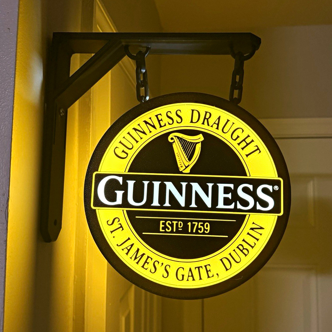 Guinness Draught Illuminated Hanging Sign w/ Wall Bracket St James's Gate