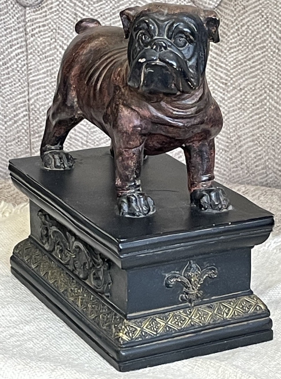 BURTON+BURTON Vintage Brown Bulldog Statue Figurine Fleur de Lis Base, Door Stop
