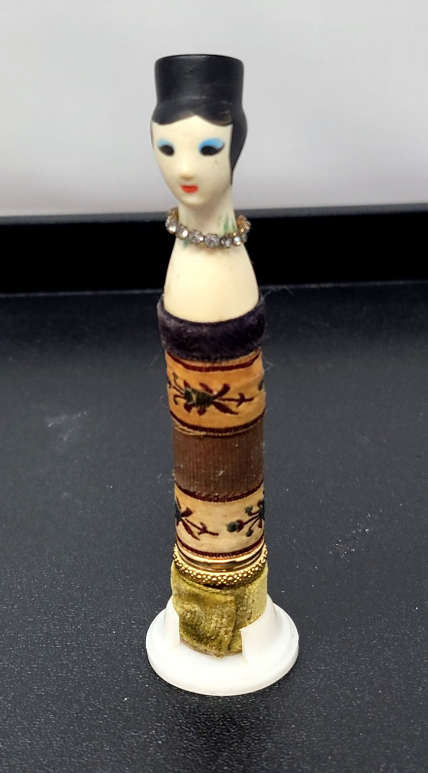 Vintage 1961 Couturines Doll Vanity Figurine Case by Revlon w/ Stand Collectible