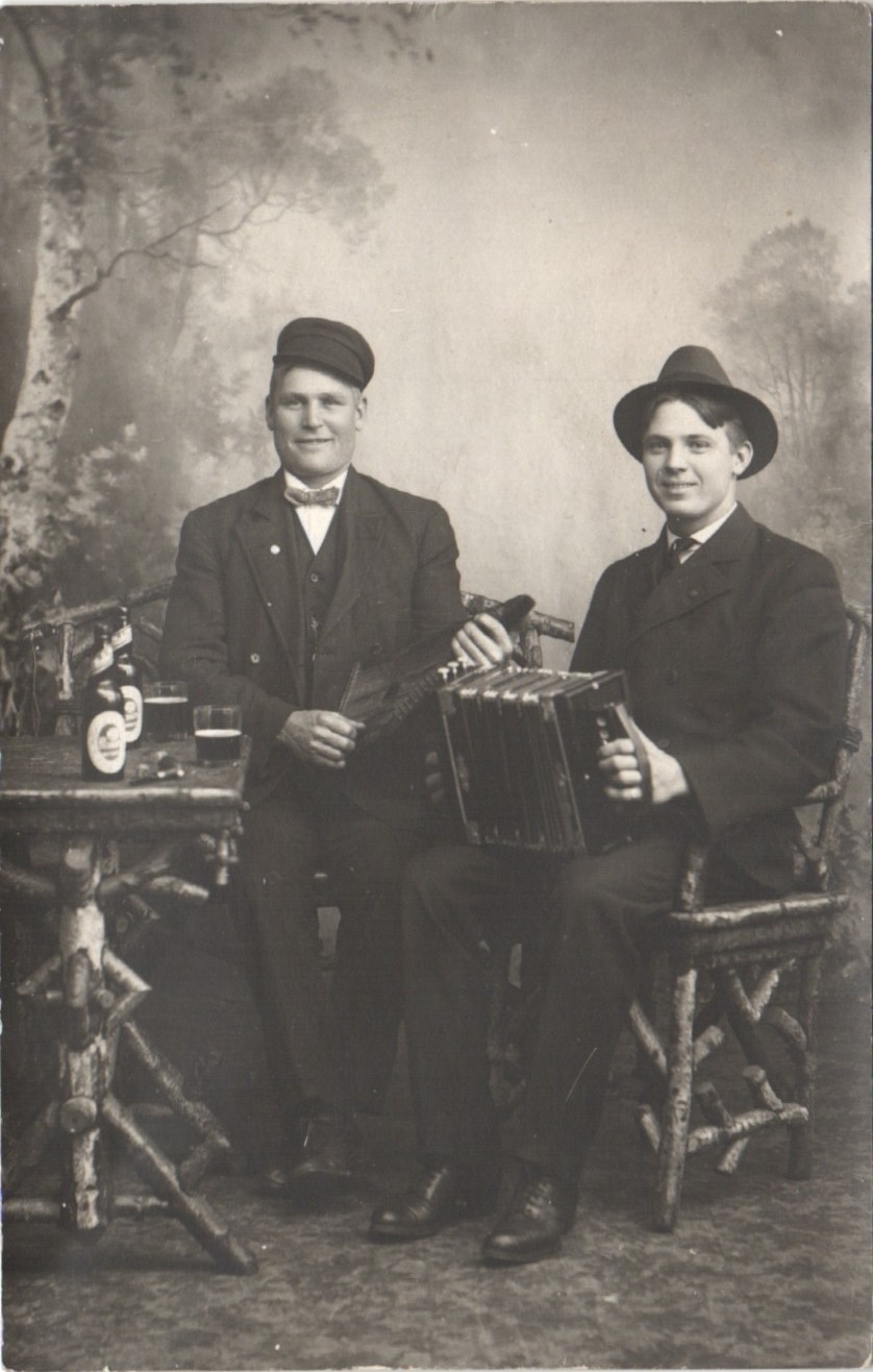 BEER DRINKING MEN & ACCORDION c1910 real photo postcard rppc fun portrait music BEER DRINKING MEN & ACCORDION c1910 real photo postcard rppc fun portrait music