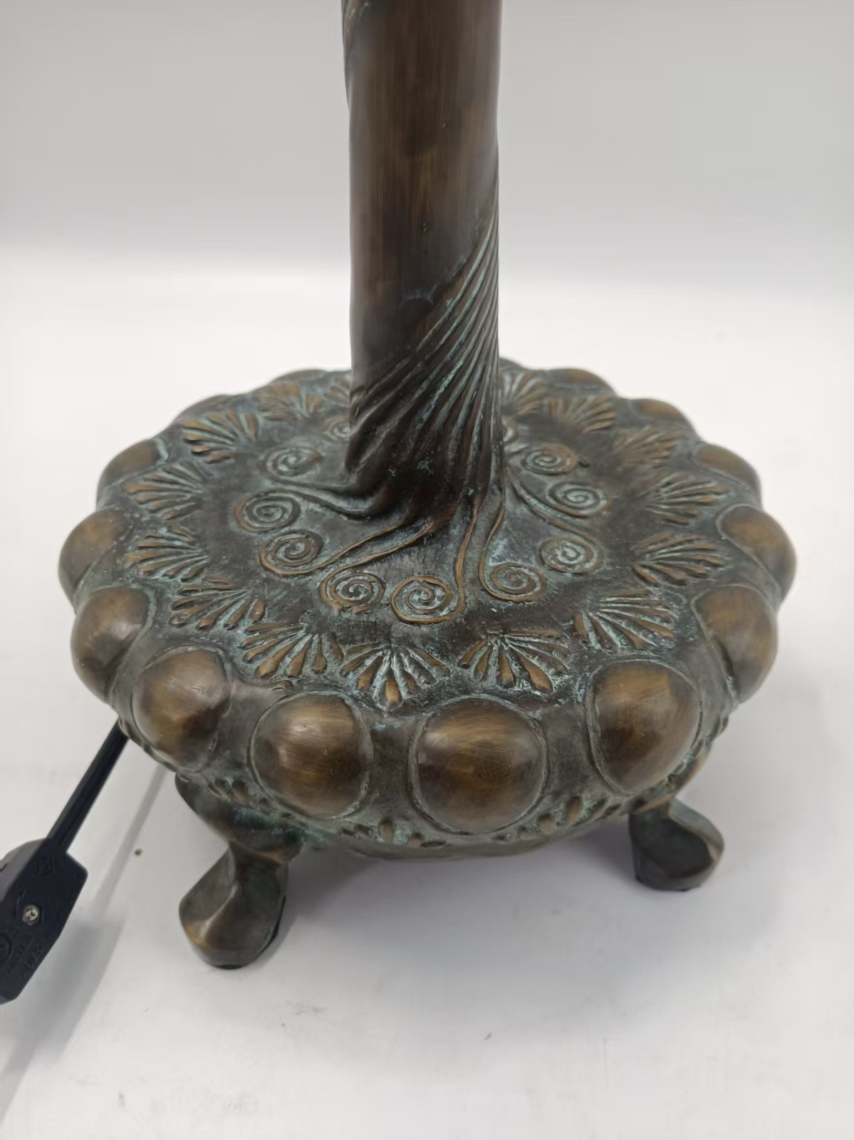 Replica of Tiffany Art Nouveau antique Desk lamp Base, Bronze US Duty Free
