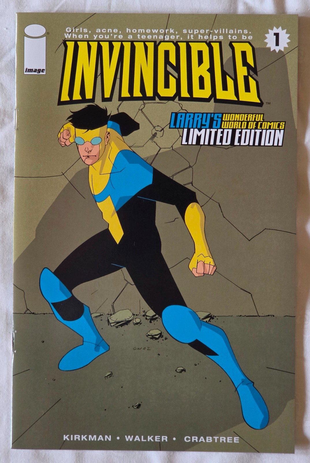 Invincible #1 Larry\'s Wonderful World of Comics Limited Edition Kirkman Walker