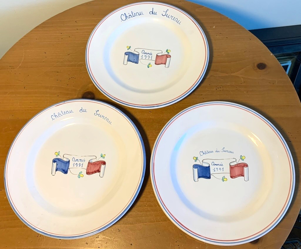 Chateau du Sureau May 1991 Set of  3 plates commissioned from Biot, France