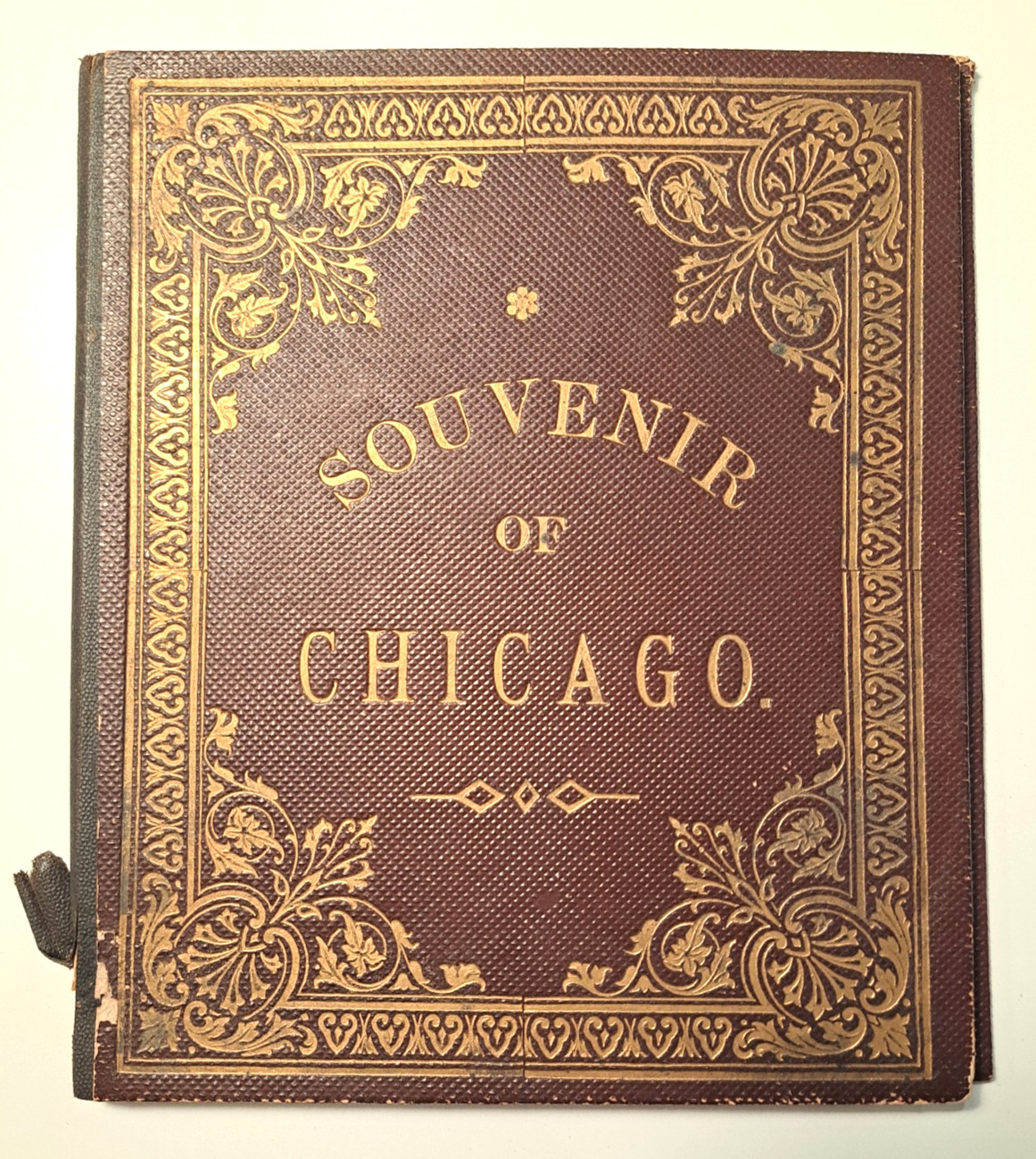 CHICAGO ILLINOIS souvenir fold out album of city views c. 1880s 
