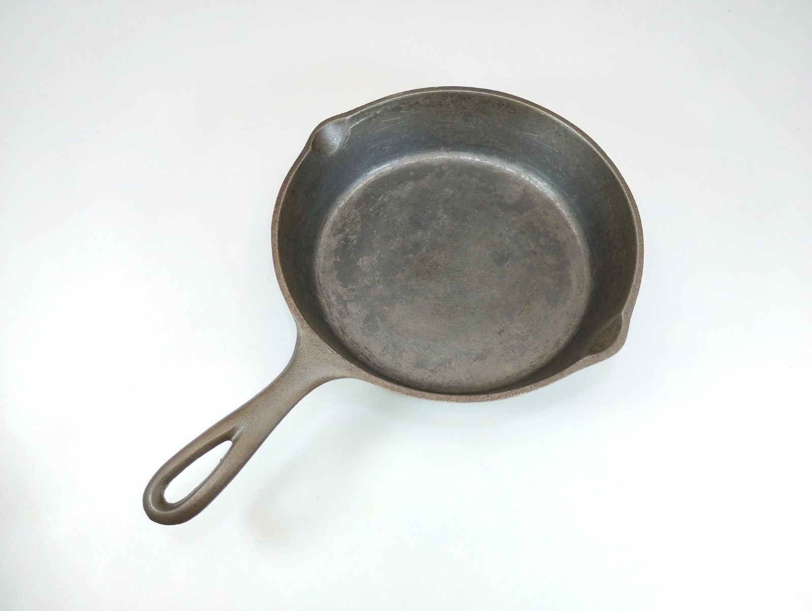 Vintage Lodge 3 Notch Cast Iron Skillet #5 Restored Sits Flat 8\