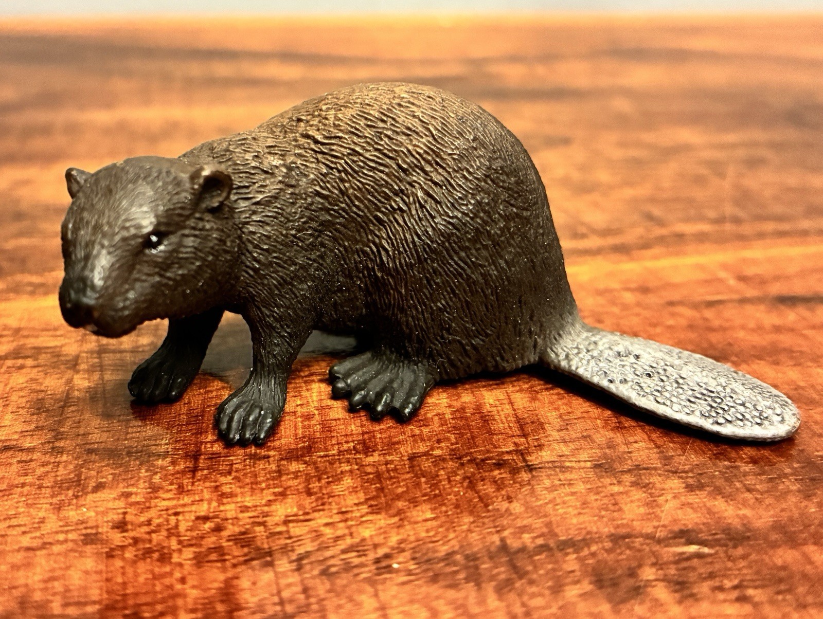 Schleich 2012 Brown Plastic Beaver Figurine Toy Retired