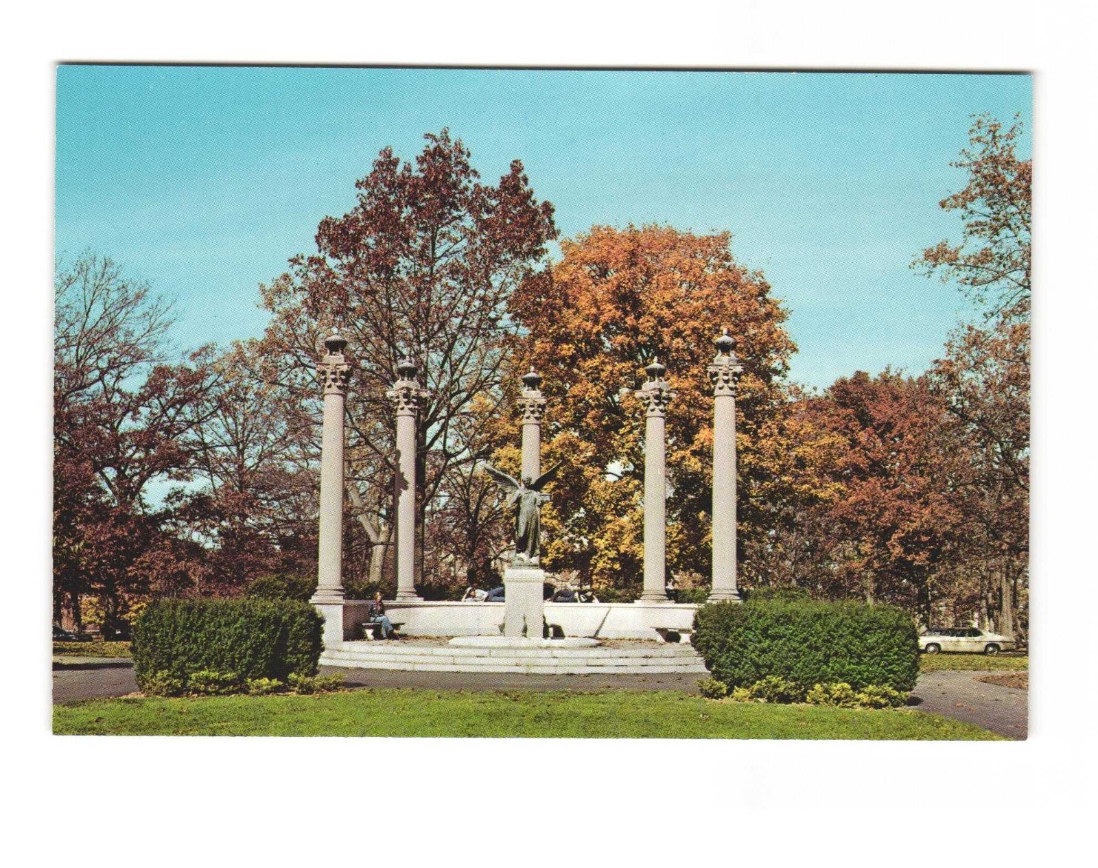 BENEFICENCE Monument ball state UNIV muncie IN VG postcard UNP