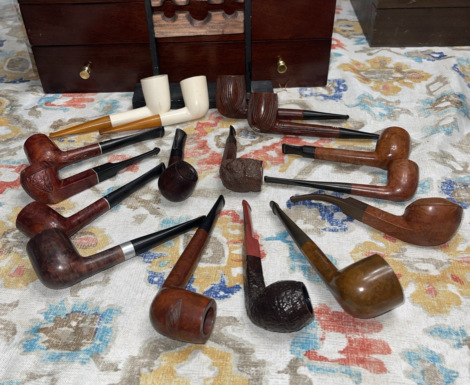 16 NOS Briar Wood Vintage Tobacco Pipe Lot Carved Unsmoked Beauties Bakelite
