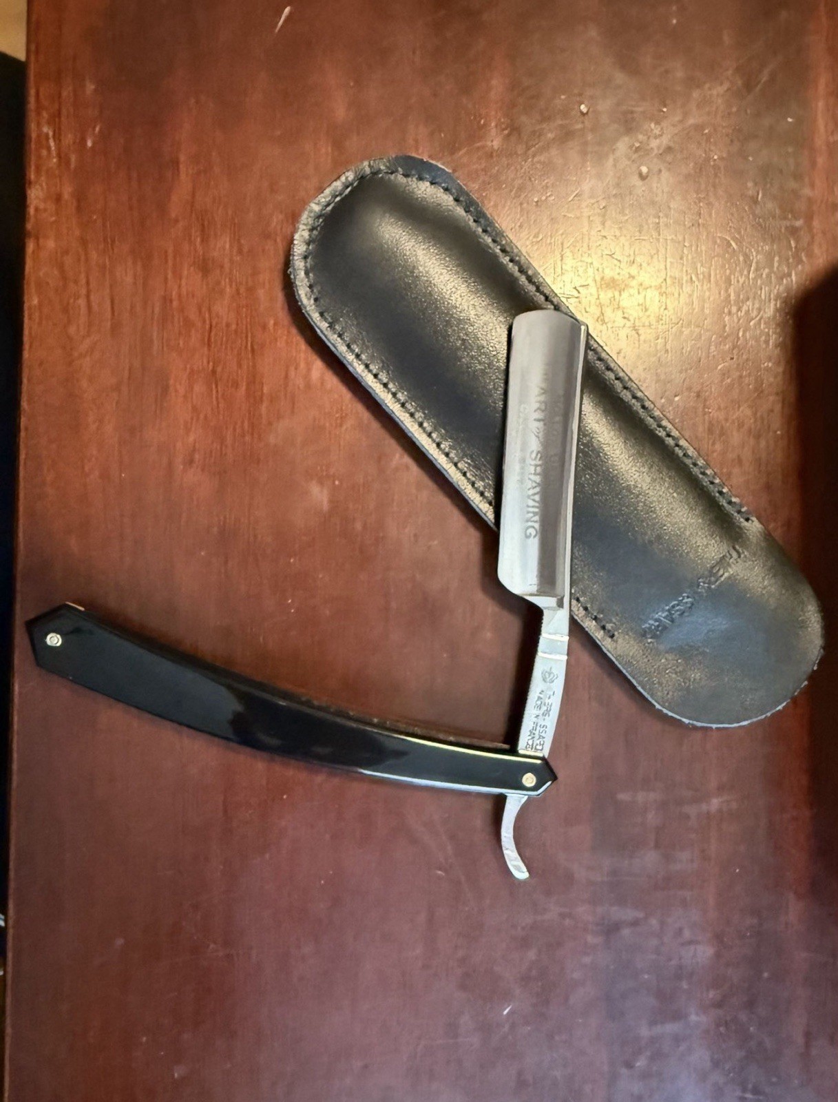 Thiers-Issard Taos Straight Razor 6/8 Carbon Black Plastic Handle Handmade