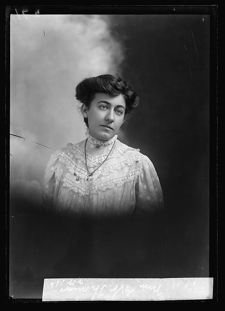 Photo:Thomas, Miss. G.W.