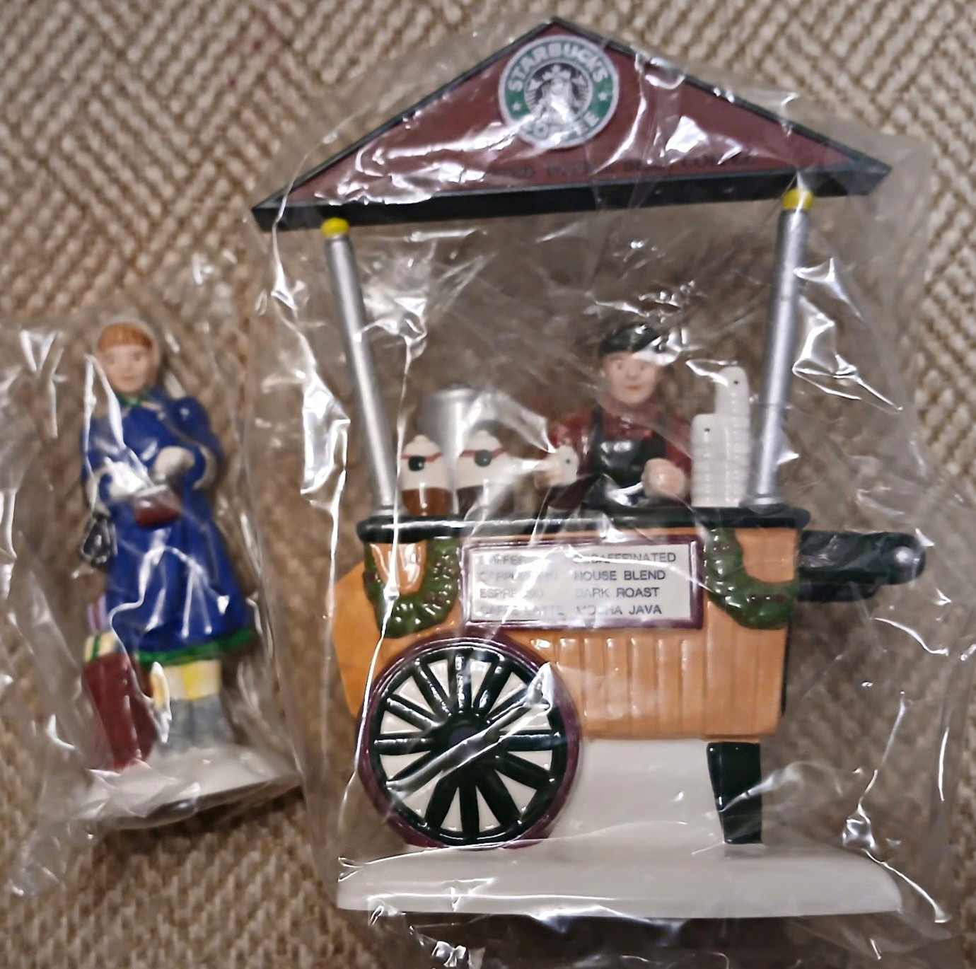 Vintage Retired New In Box Starbucks Coffee Cart Vendor & Customer Dept 56