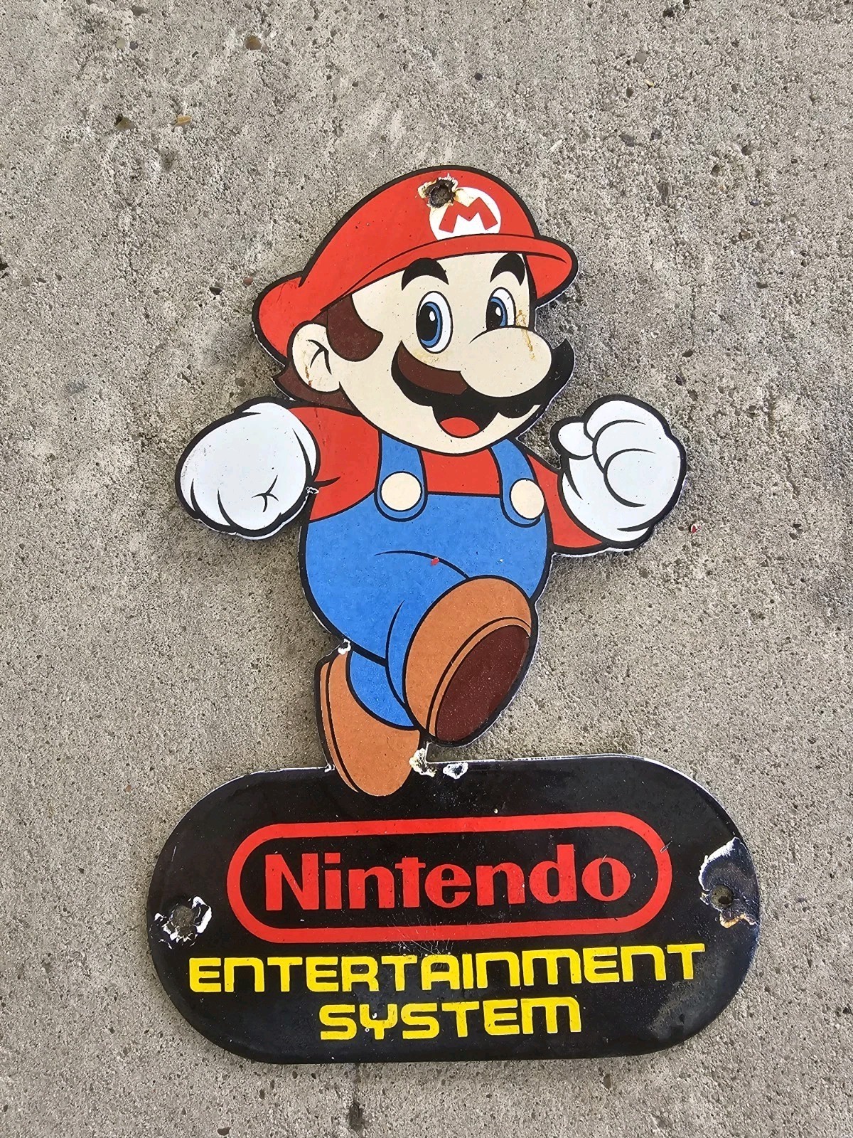  ORIGINAL NINTENDO MARIO RUNNER  PORCELAIN DEALERSHIP  SIGN  10\
