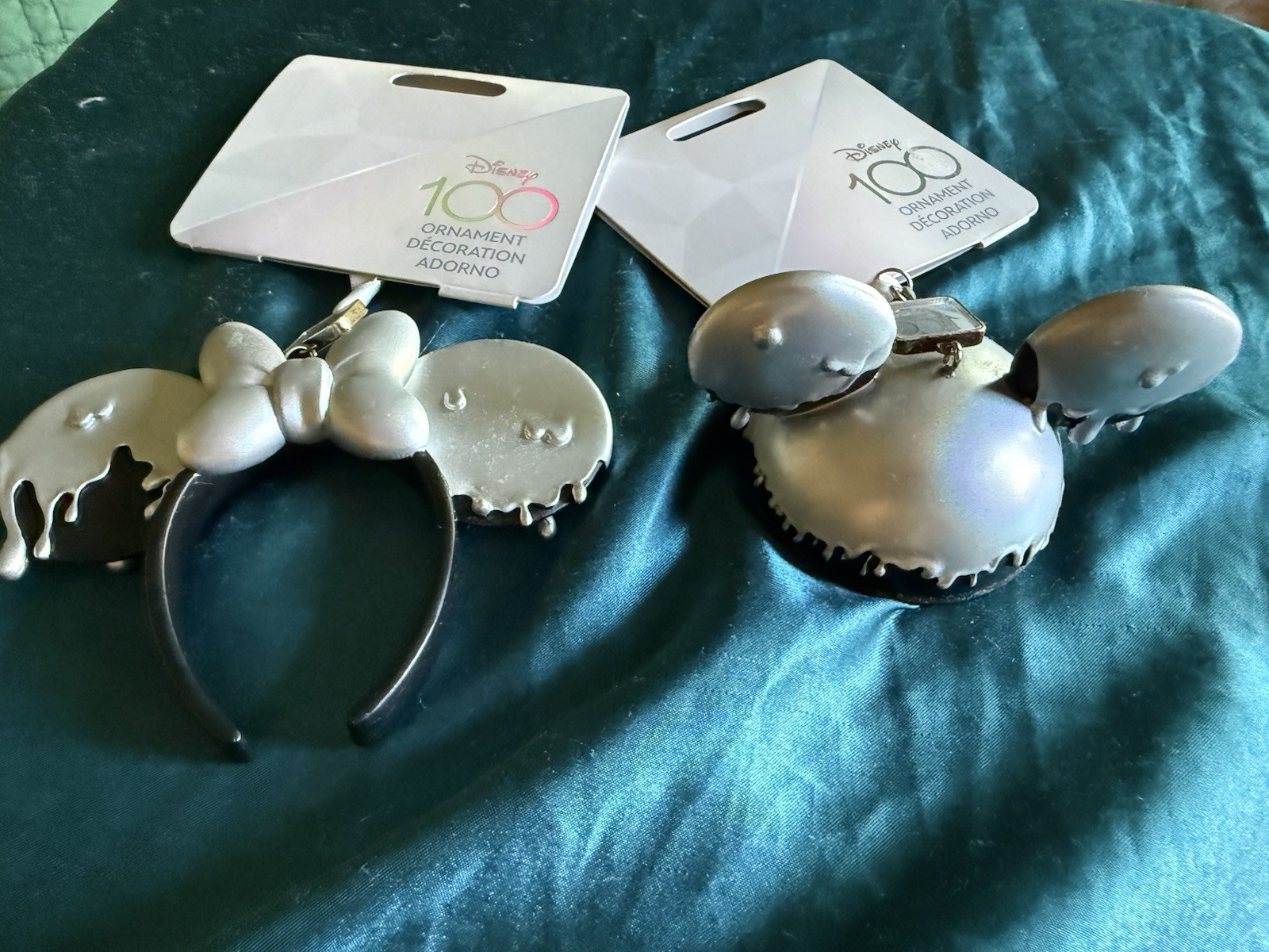 DISNEY RARE WORLD OF WONDER ANNIVERSARY ORNAMENTS NWTS