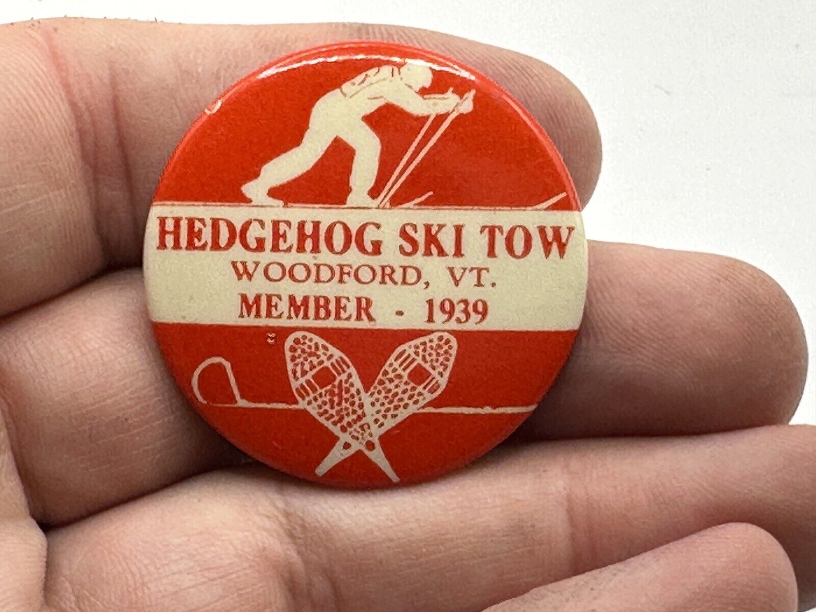 Rare Vintage Hedghog Ski Tow Lift Woodford Vermont Ski Pin Red 1939