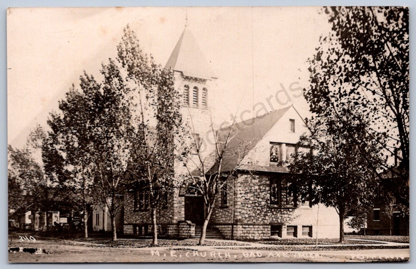 K45/ Bad Axe Michigan RPPC Postcard c1910 M.E. Church Building 331