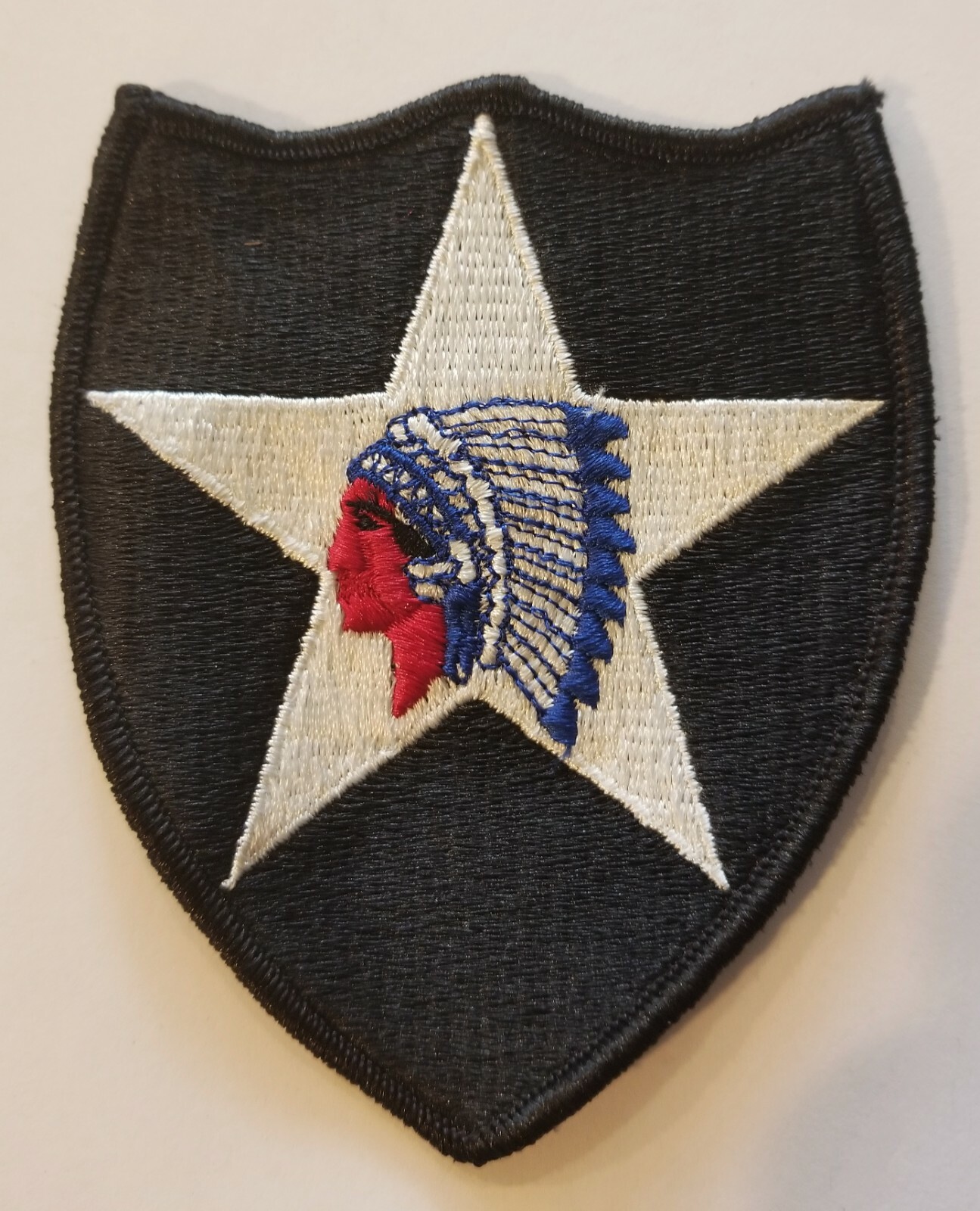 US ARMY 2ND INFANTRY DIVISION INDIANHEAD PATCH - US GOVERNMENT ISSUE USGI