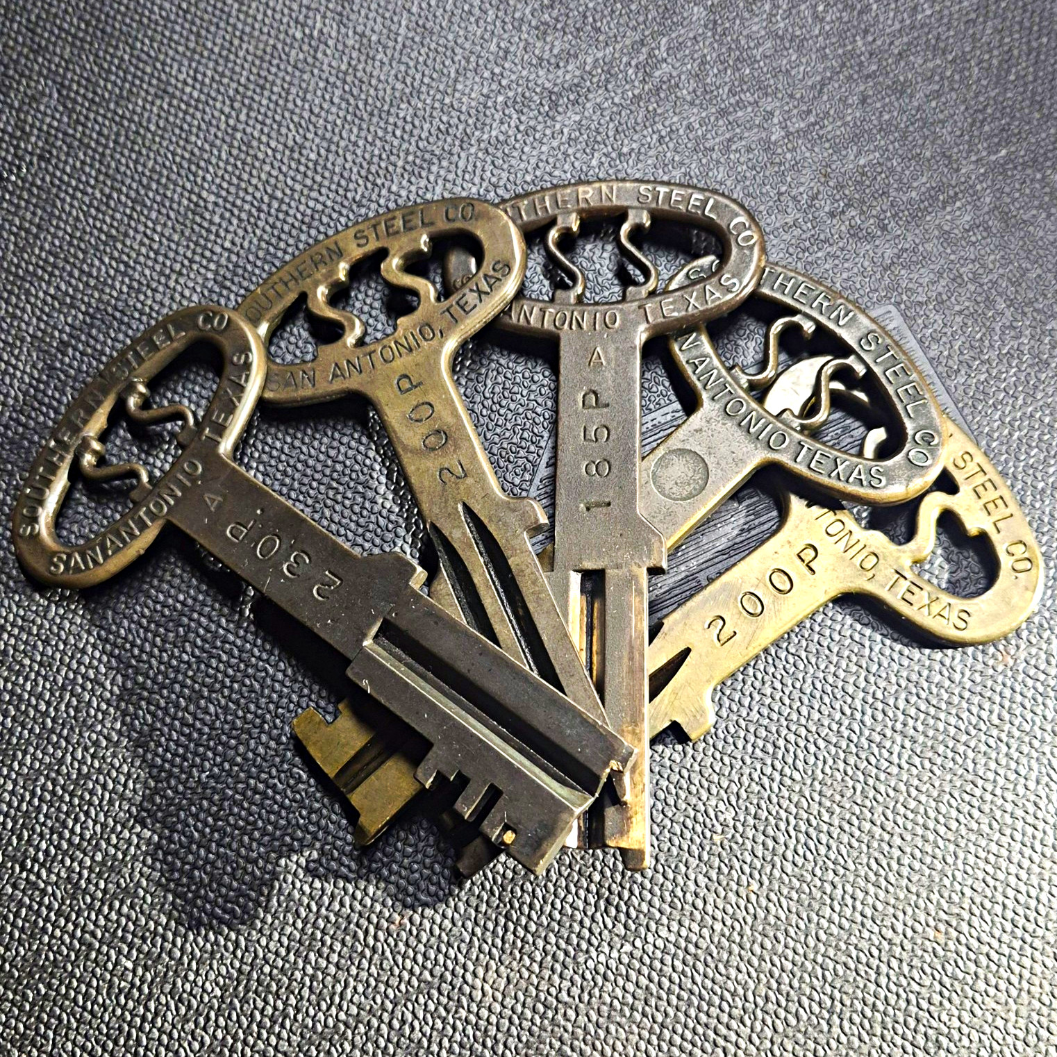 VINTAGE××Southern Steel Co Cell Keys  San Antonio Texas. T.BRADLEY