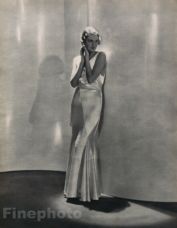 1931 Vintage HOYNINGEN HUENE Art Deco Female Fashion Dress Paris Photo Art 16X20