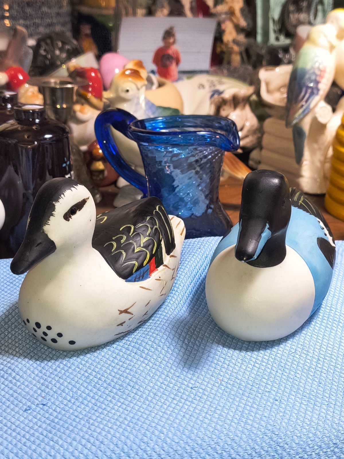 Vtg Hand Painted Ceramic Duck Figuriens Minature Pair Made In Tiawan 1980s
