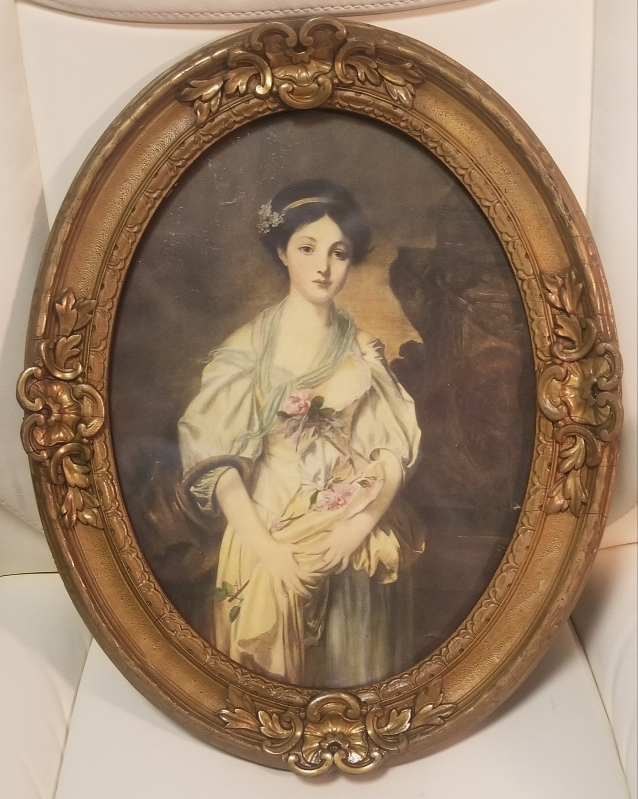 Antique Victorian Oval Wooden/Gesso Frame w/ Print; VGC; 1880-1920; 15\