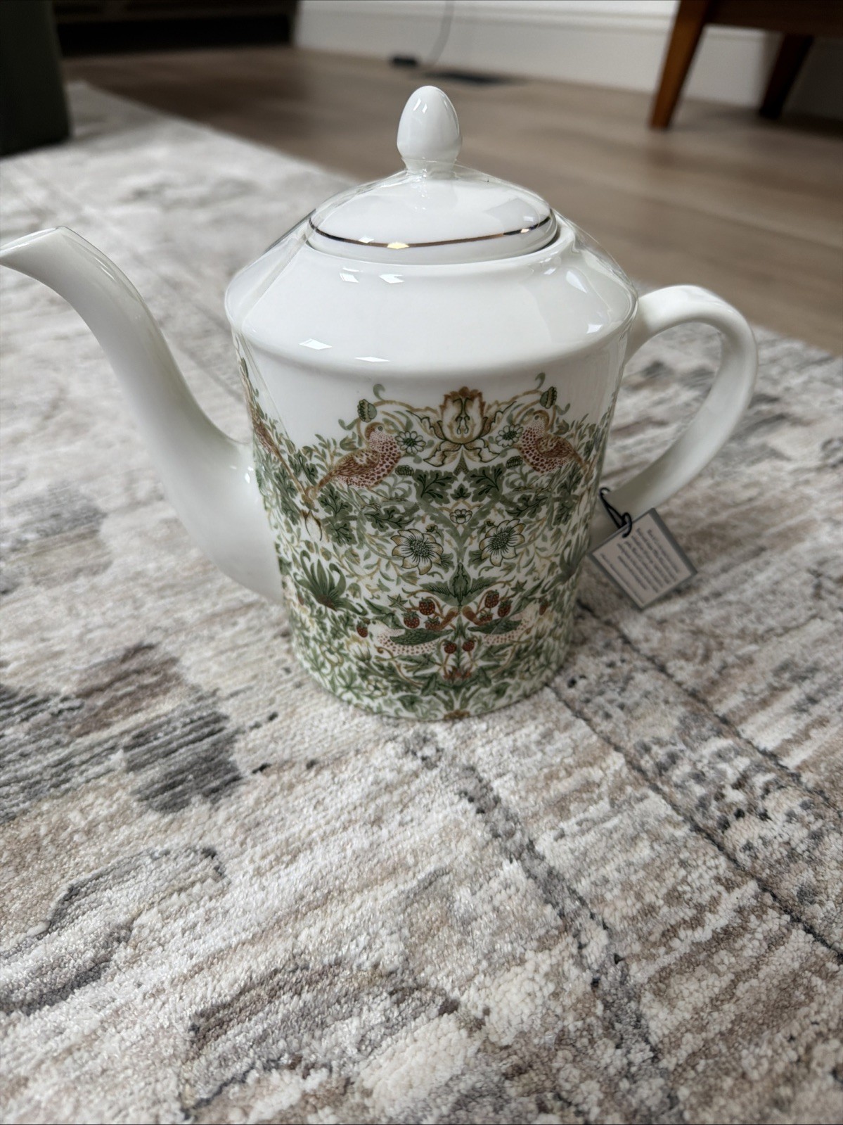 NWT Morris & Co. Porcelain Teapot In The \'Strawberry Thief\' Pattern