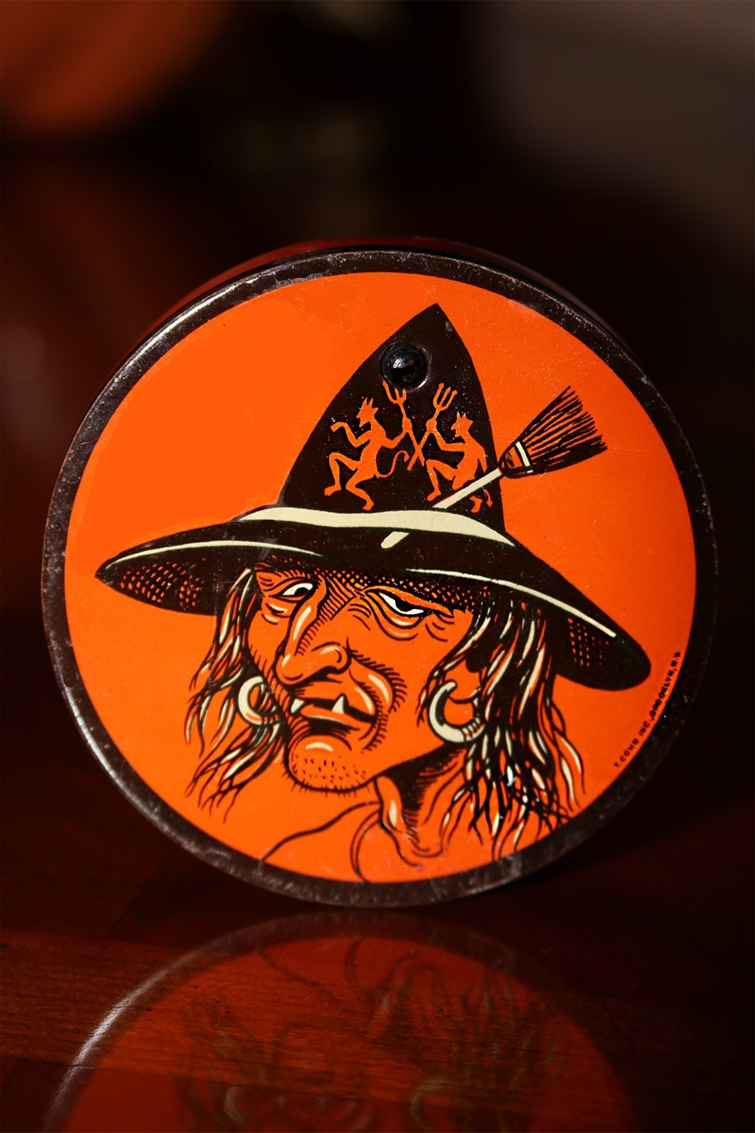 RARE Vintage T. COHN INC.  Halloween Tin Ratchet Noise Maker Witch w/ Devil Hat