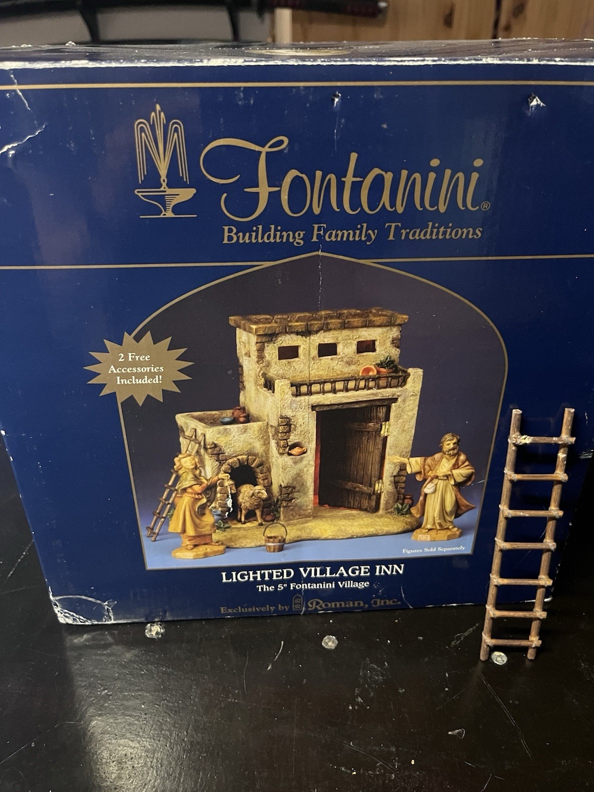 Fontanini Heirloom Collectibles Lighted Inn