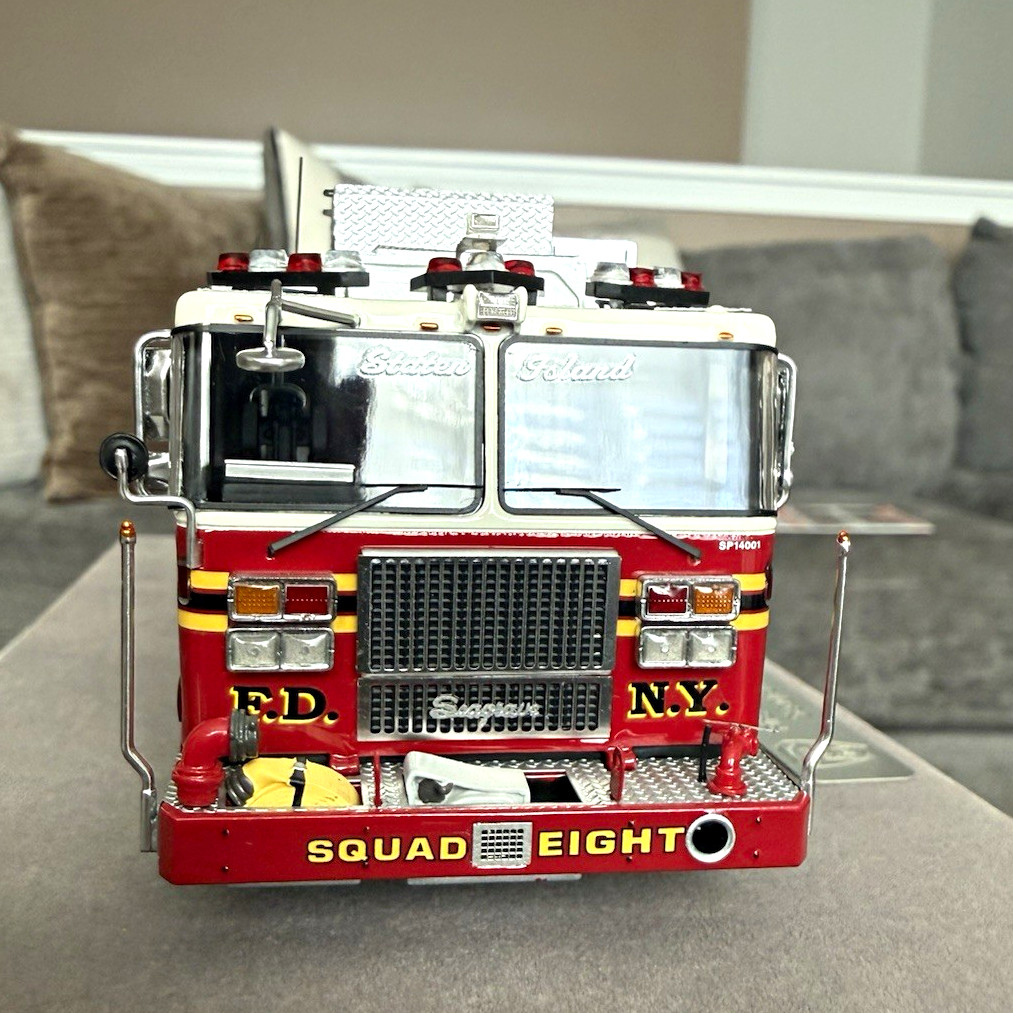 Fire Replicas FDNY Squad Co. 8 Richmond NY Fire Truck Model w/ Display Case 1/50