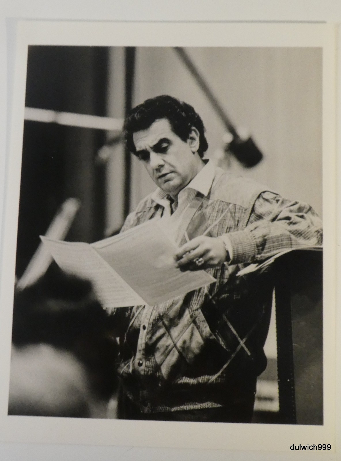PLACIDO DOMINGO Original 10x8 Glossy Press Photo Opera Singer Rehearsal