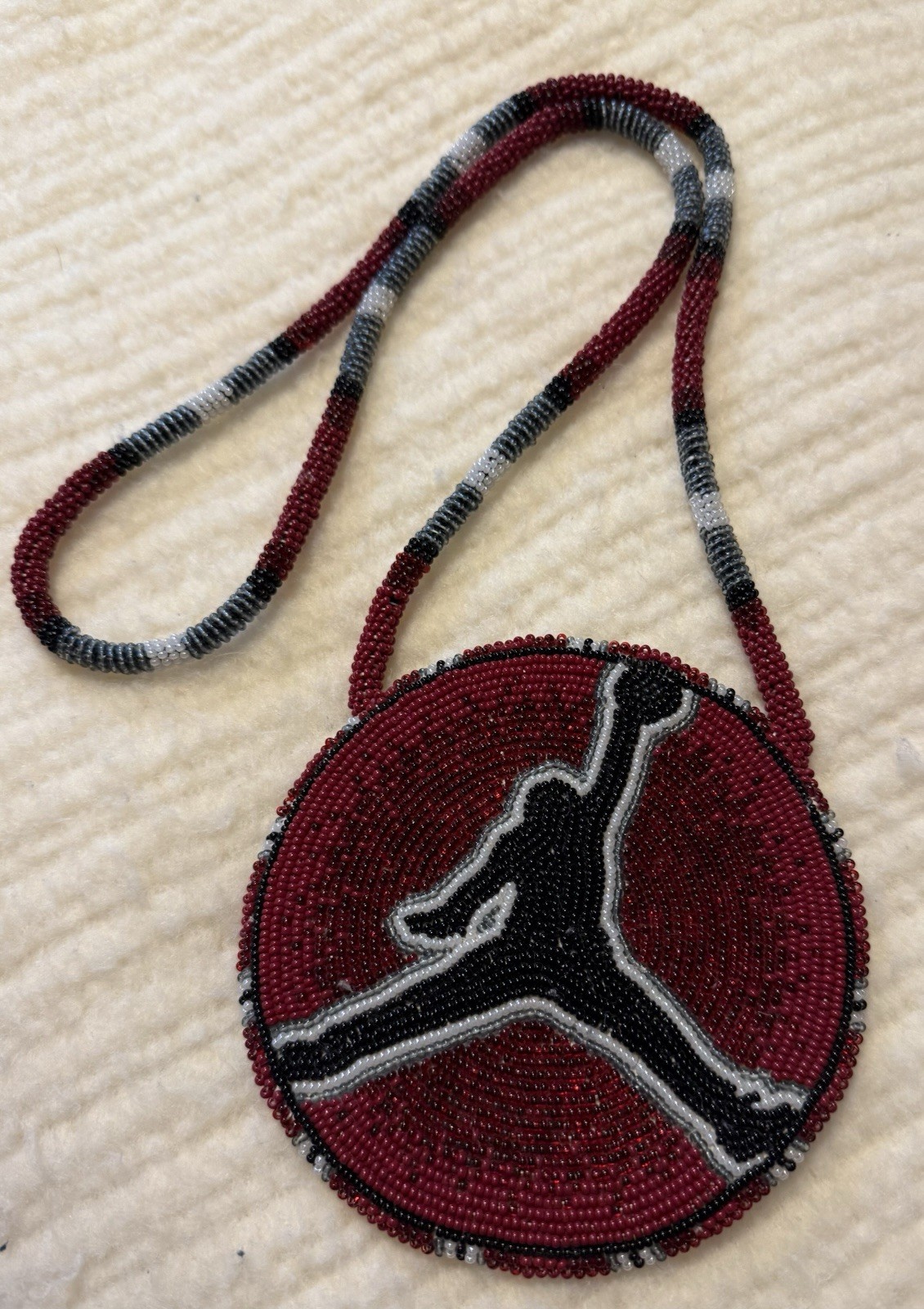 AUTHENTIC LAKOTA NATIVE AMERICAN HANDCRAFTED BEADWORK 5”