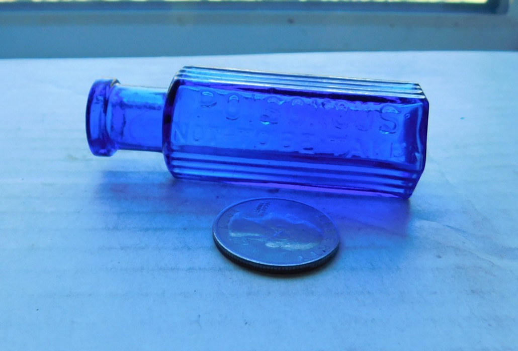 STUNNING RARE BLUE 6- SIDED POISON EMBOSSED,POISONOUS , NOT TO BE TAKEN