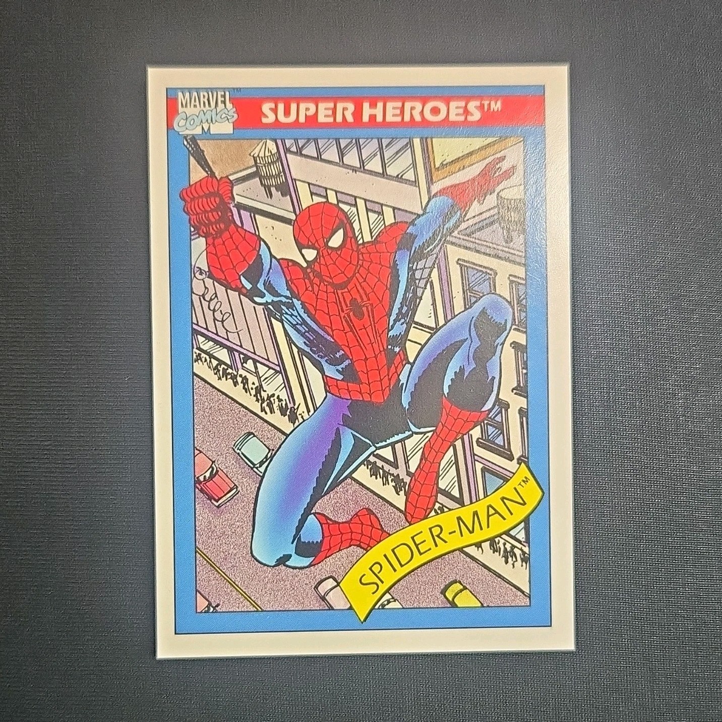 1990 Impel Marvel Comics Super Heroes Spider- Man #29 Trading Card