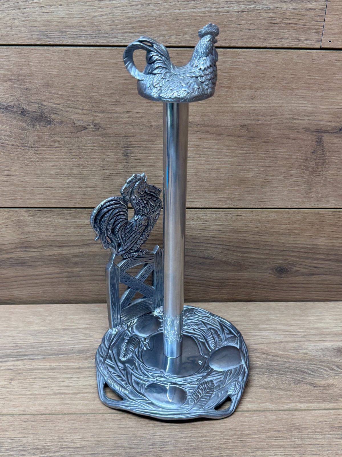 Vintage Arthur Court 2003 Rooster & Hen Metal Paper Towel Holder