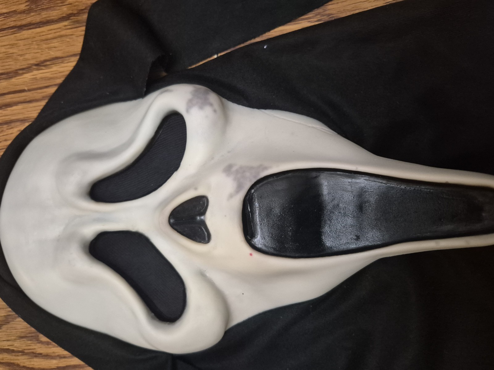 Gen 1 / Gen 2  Scream Ghostface Mask Fantastic Faces Cotton Shroud