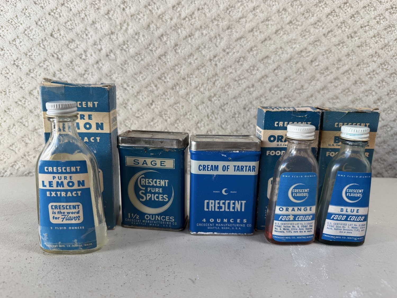 Vintage Crescent Mfg Co Seattle Spice Tins & Extract Bottles with Boxes Lot