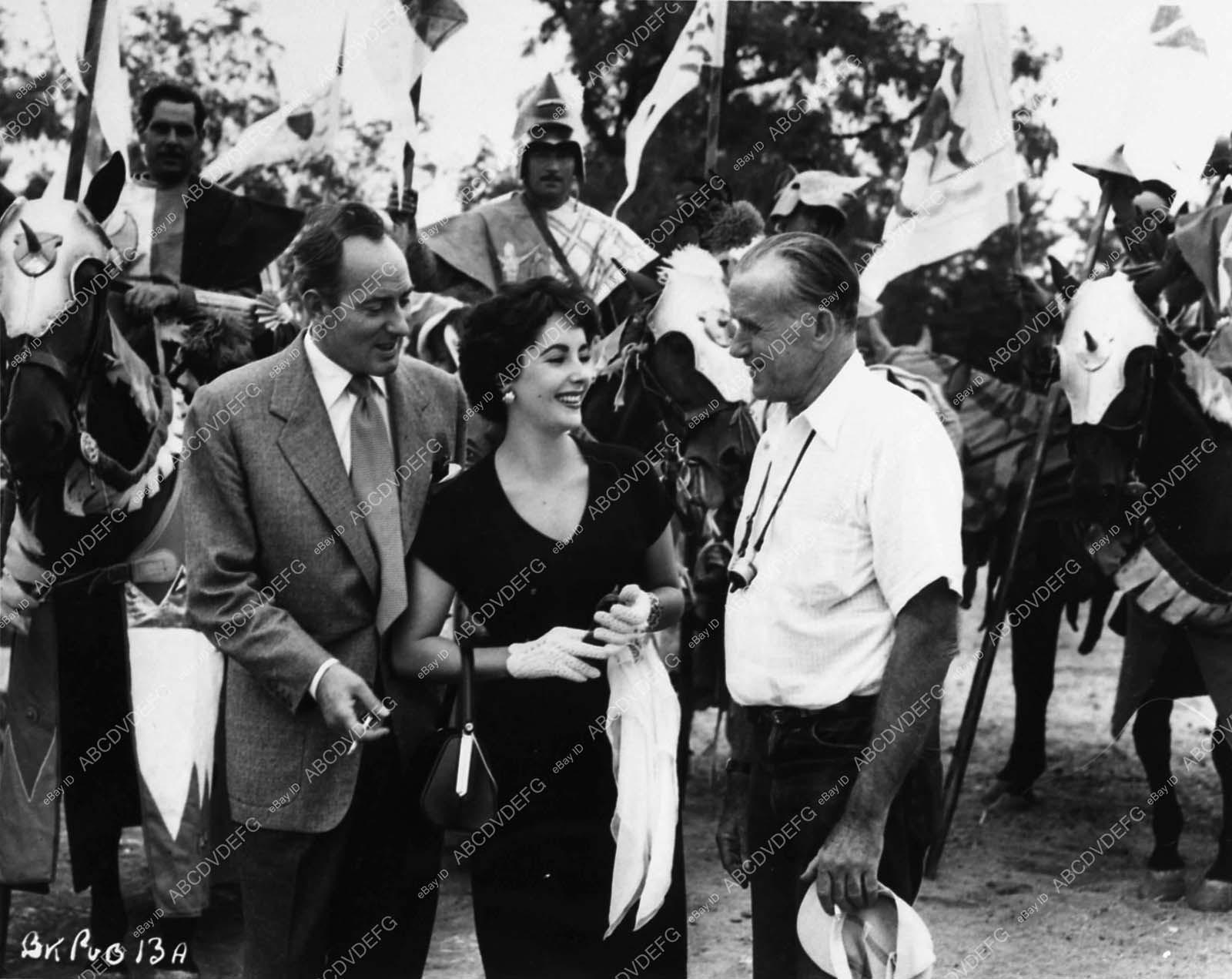 | candid Elizabeth Taylor Michael Wilding director Tay Garnett 1358-12 - 1358-01
