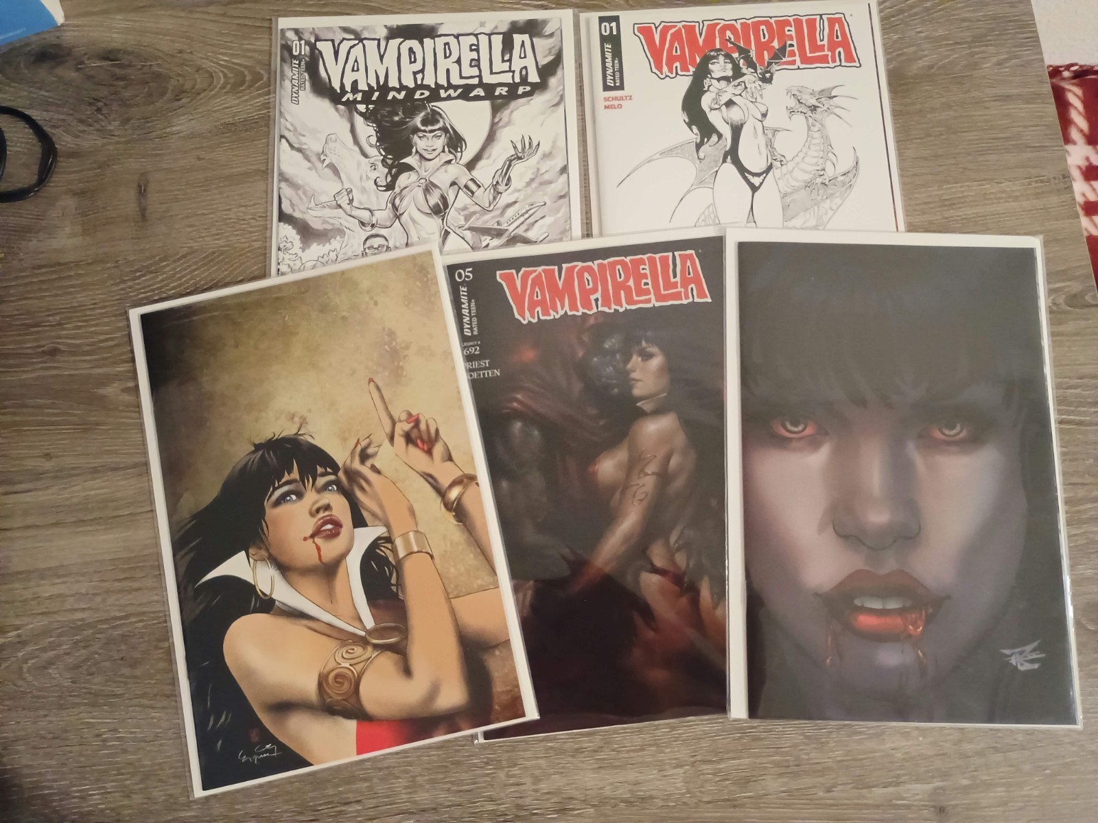 🌟Vampirella Variant Lot: Exclusive Foil, Virgins Ratios B/W High-Grade Horror🌟