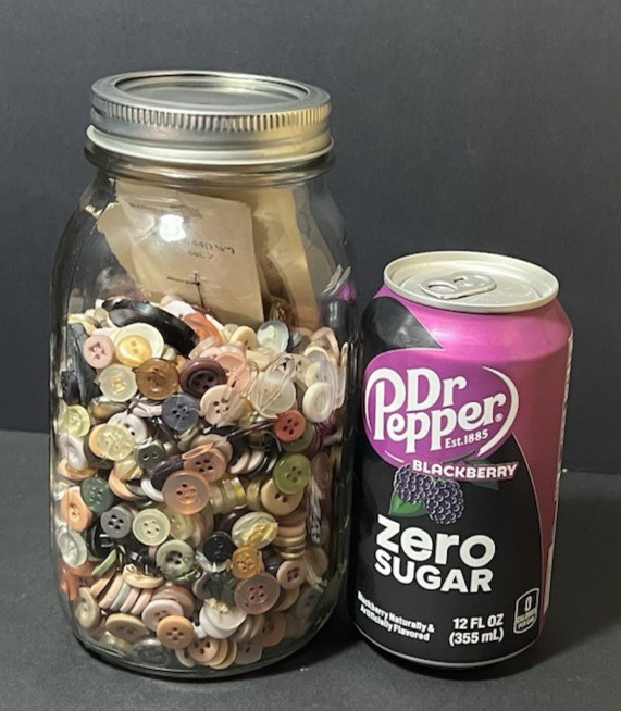 Grandma\'s Jar of Mixed Buttons, Mixed Lot of Vintage Buttons in 32oz Ball Mason