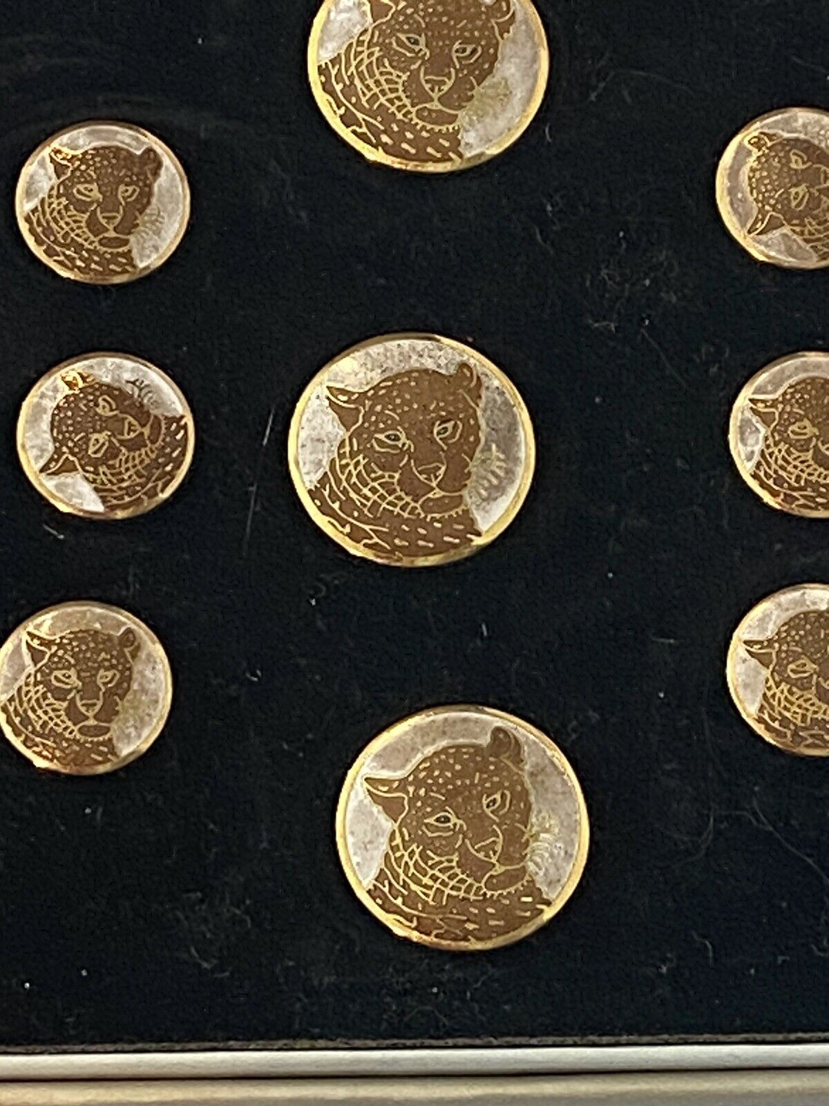 Vintage Set Of 9 Gold Tone Tiger Panther Buttons