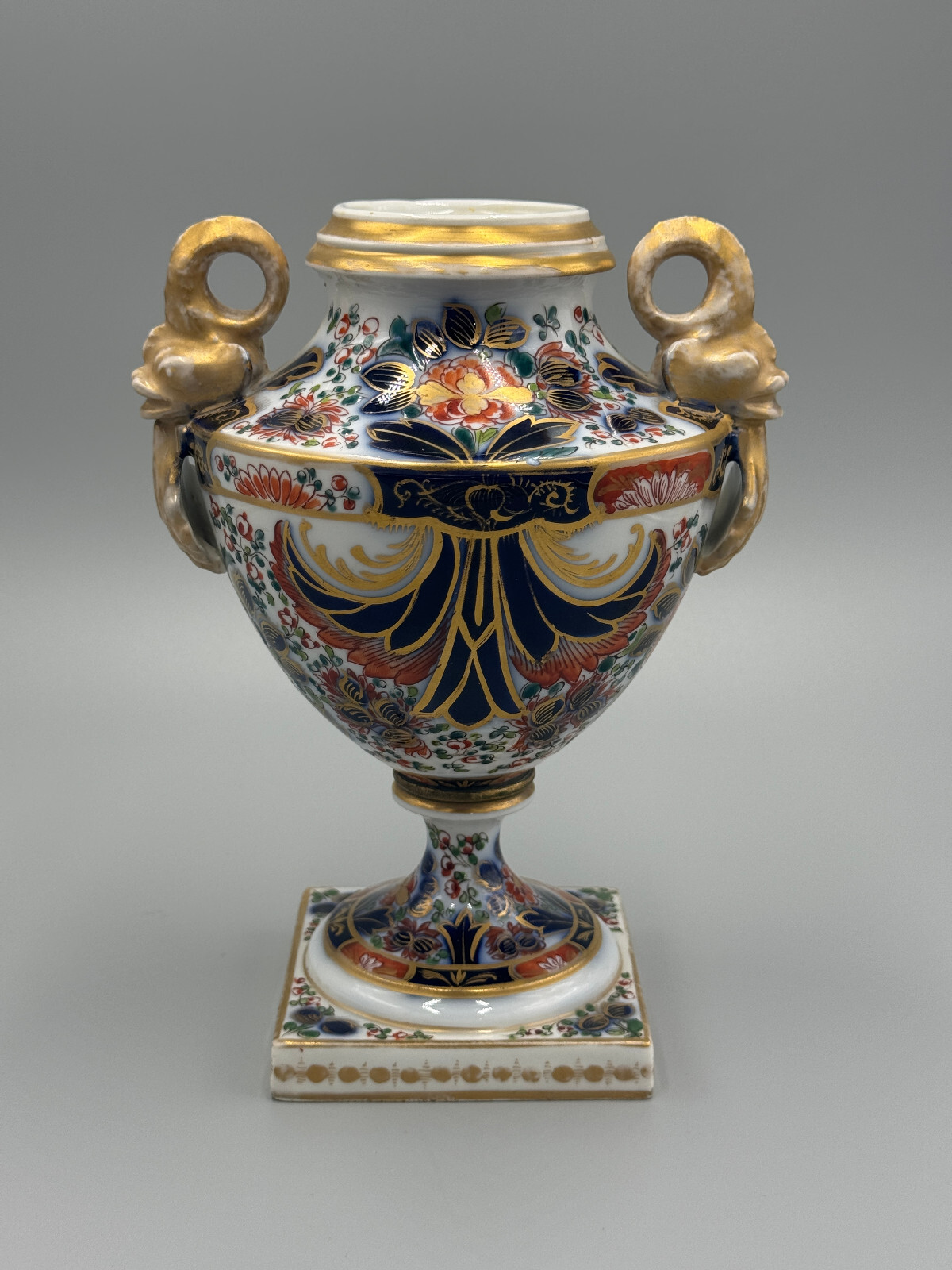Antique Derby Hand Painted *Imari* Style Porcelain Potpourri Vase / Urn #V002