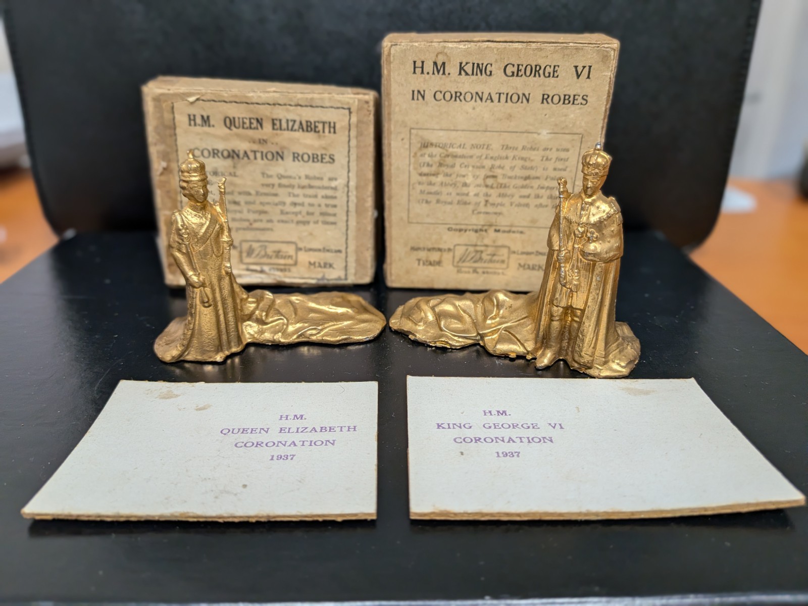 Vintage 1937 W. Britain King George VI 1472 & Queen Elizabeth 1505 & boxes/cards