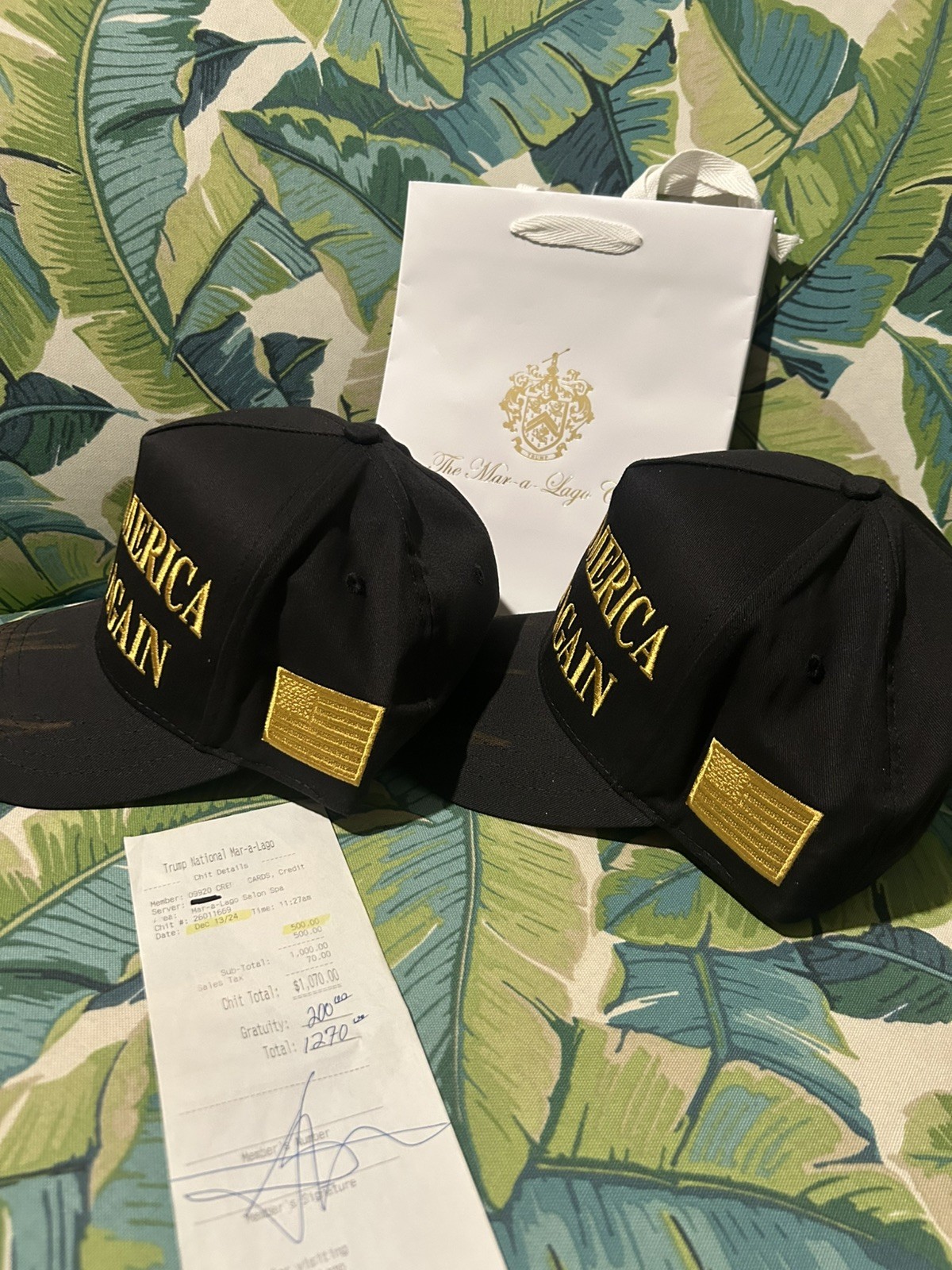 Rare signed “Make America Great Again” Black w receipt “Never Surrender version”