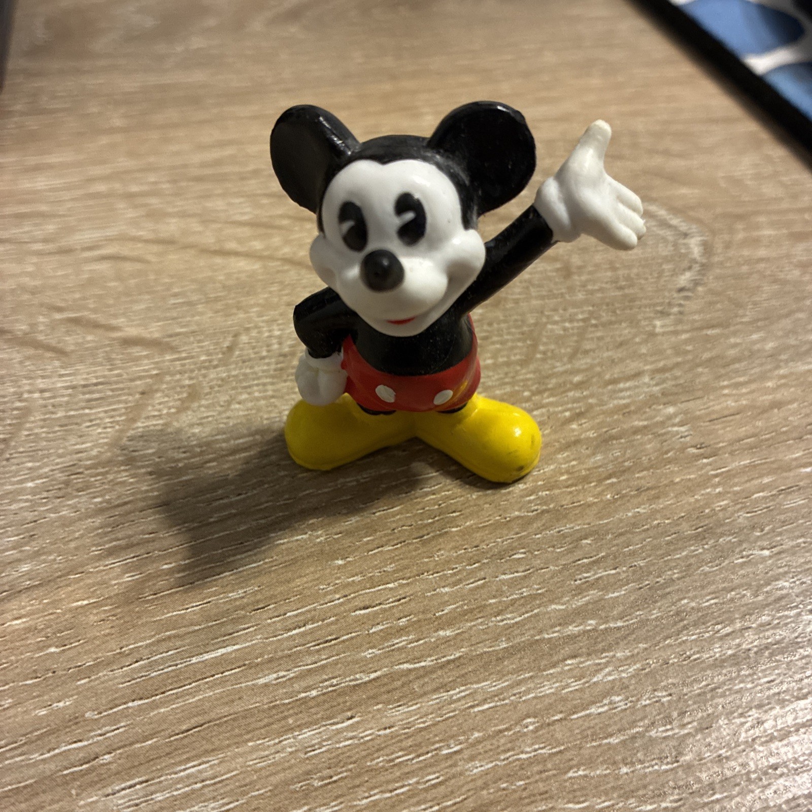 Disney Happy Mickey Mouse 2\